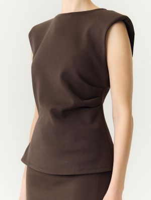  chocolate brown