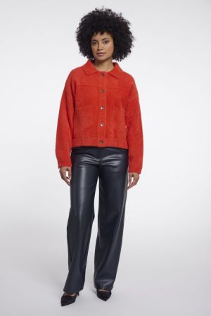 luminous red